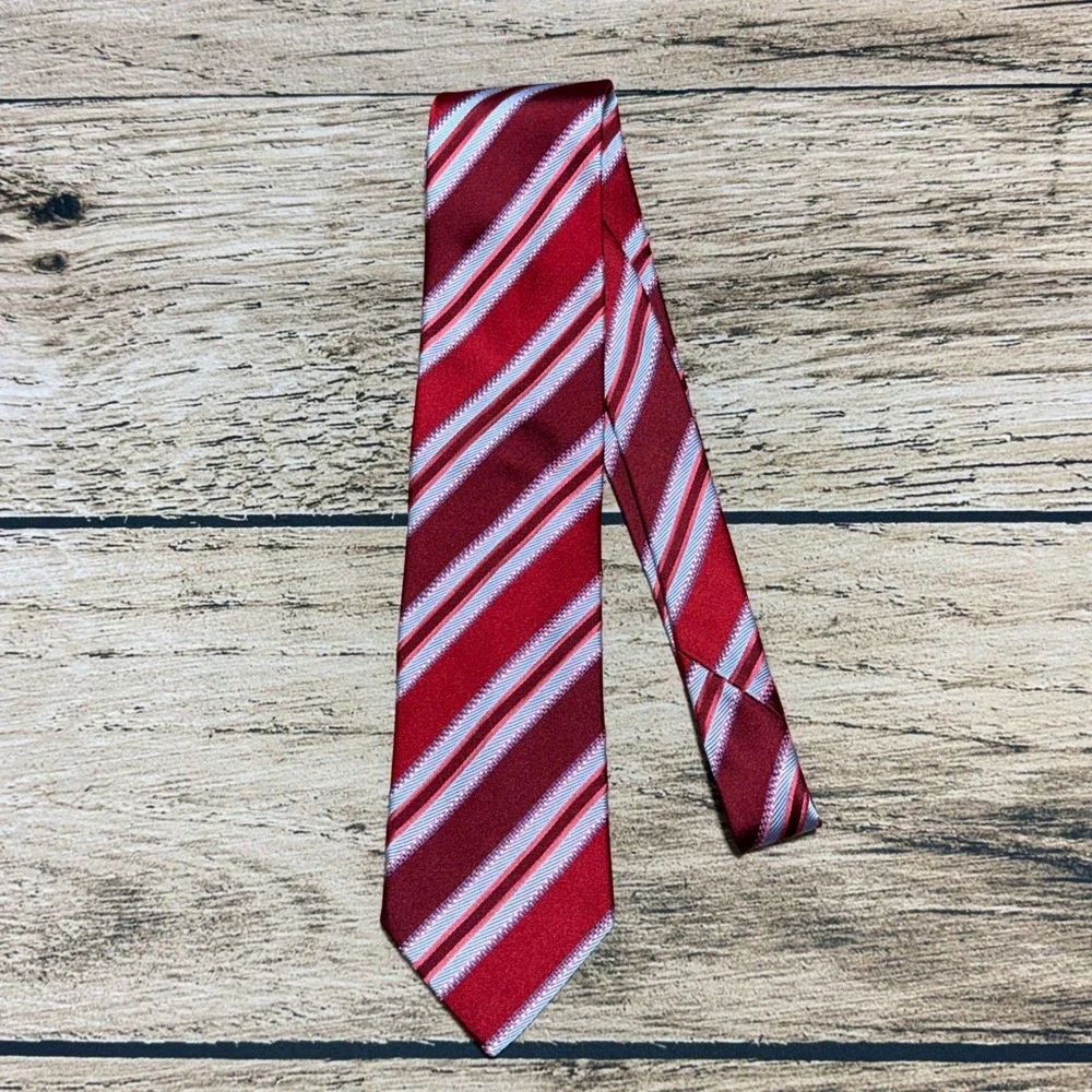 Ermenegildo Zegna Tie Men OS Red Striped Silk Italian Designer Necktie Luxury